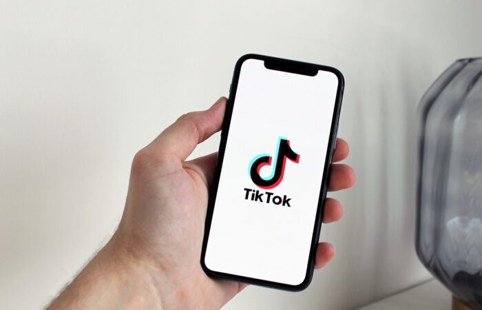 High_Tech_10_:_une_étape_par_étape_sur_l_envoi_de_photos_sur_TikTok_